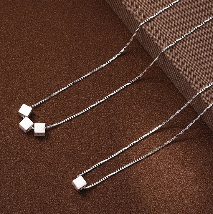 坠链均足银 999纯银方糖吊坠项链女极简小众高级感几何方块锁骨链