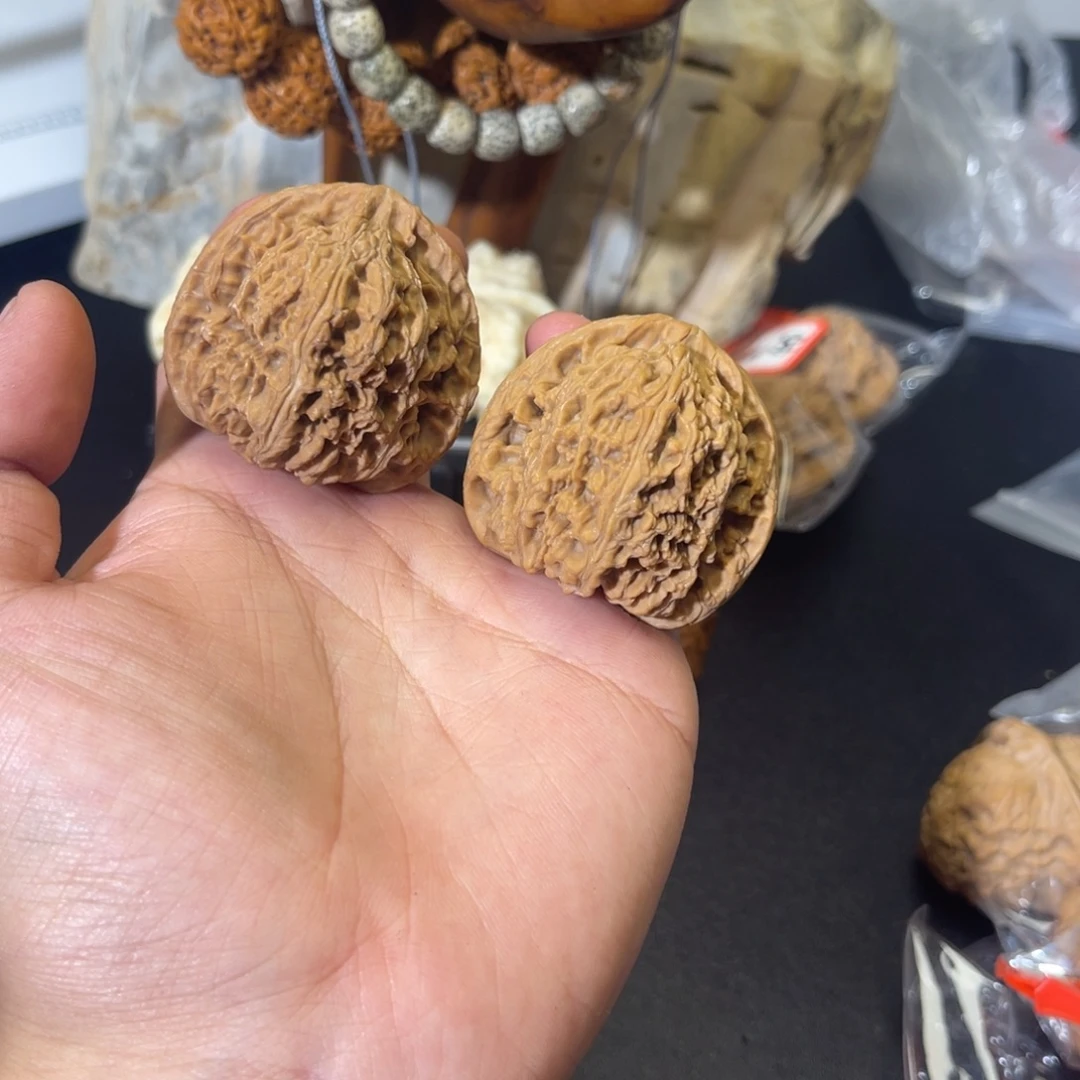 把件文玩核桃三角疆