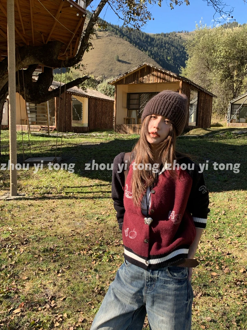 【榛果森林】秋冬新款拼接刺绣针织开衫复古外套棒球服女ZYT9929