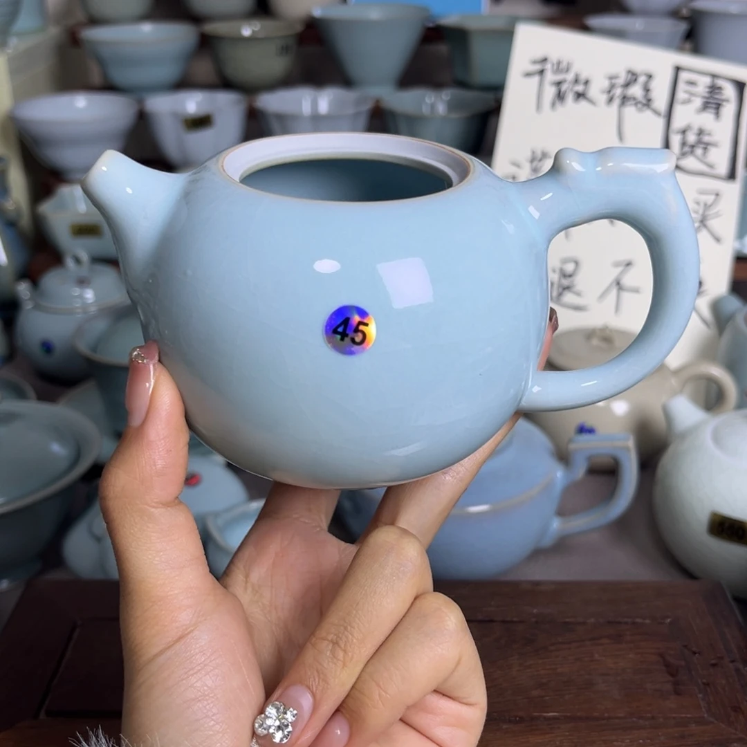 摆件45哈哈哈哈哈哈哈没盖子