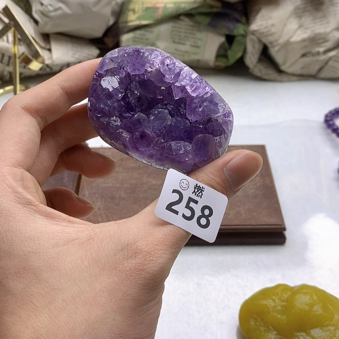 紫晶大型摆件（非配饰）未镶嵌