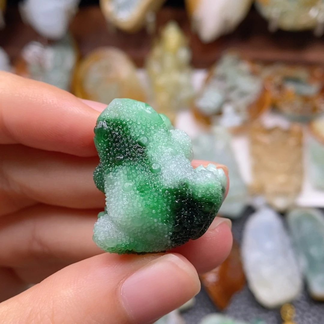 定制翡翠未镶嵌翡翠