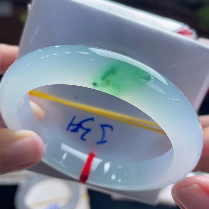 未镶嵌手镯翡翠52.7老胶条