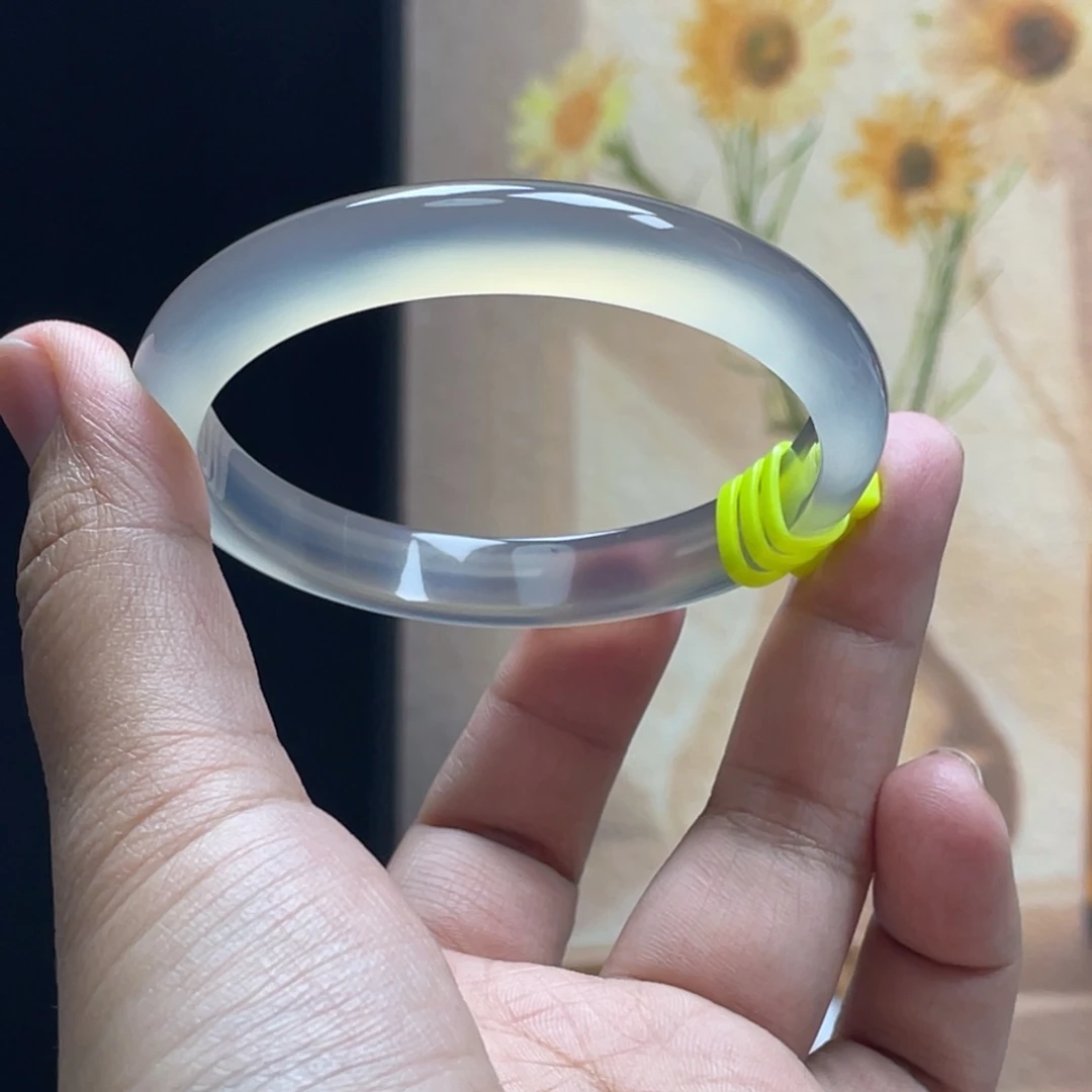玛瑙/玉髓手镯未镶嵌椿*465-59.7