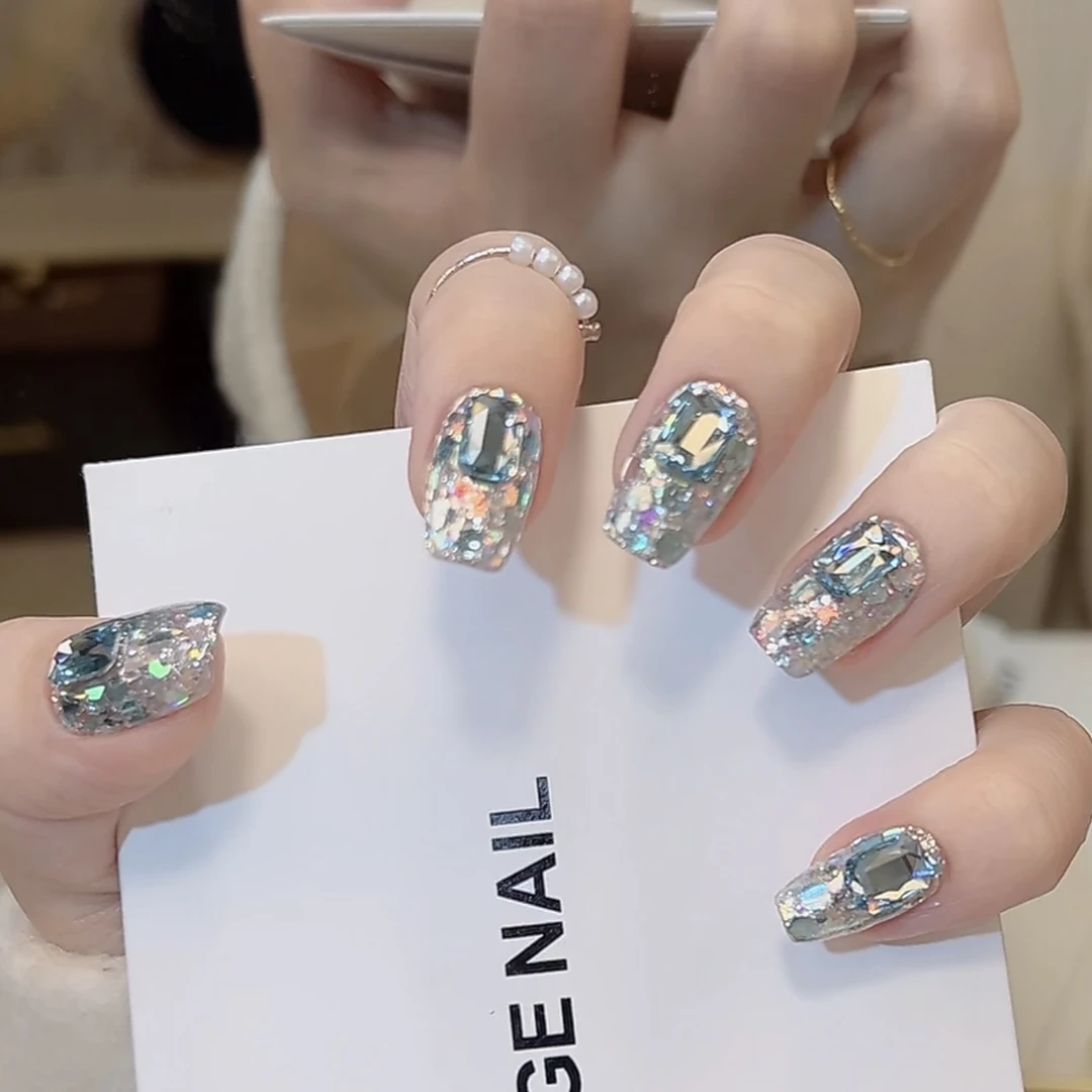 TugeNail“冰蓝物语”【施家全华】秋冬满钻超闪美甲设计穿戴甲TGLI