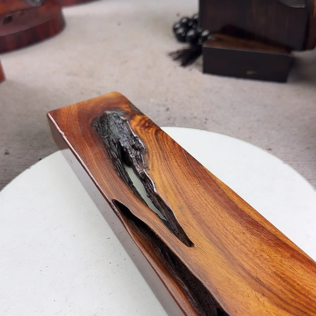 大果紫檀（缅甸花梨）又**朗