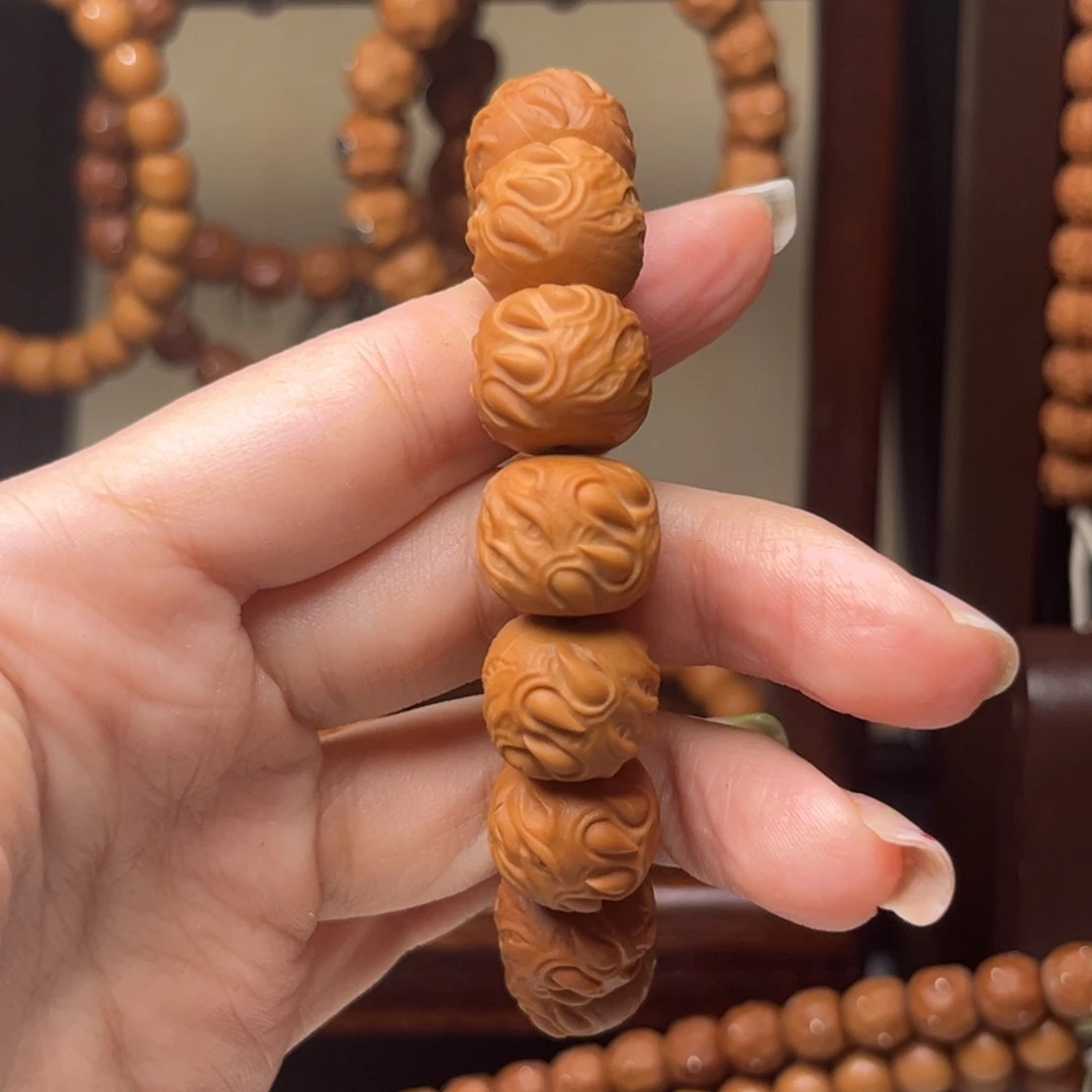 体验款吞噬14左右随机