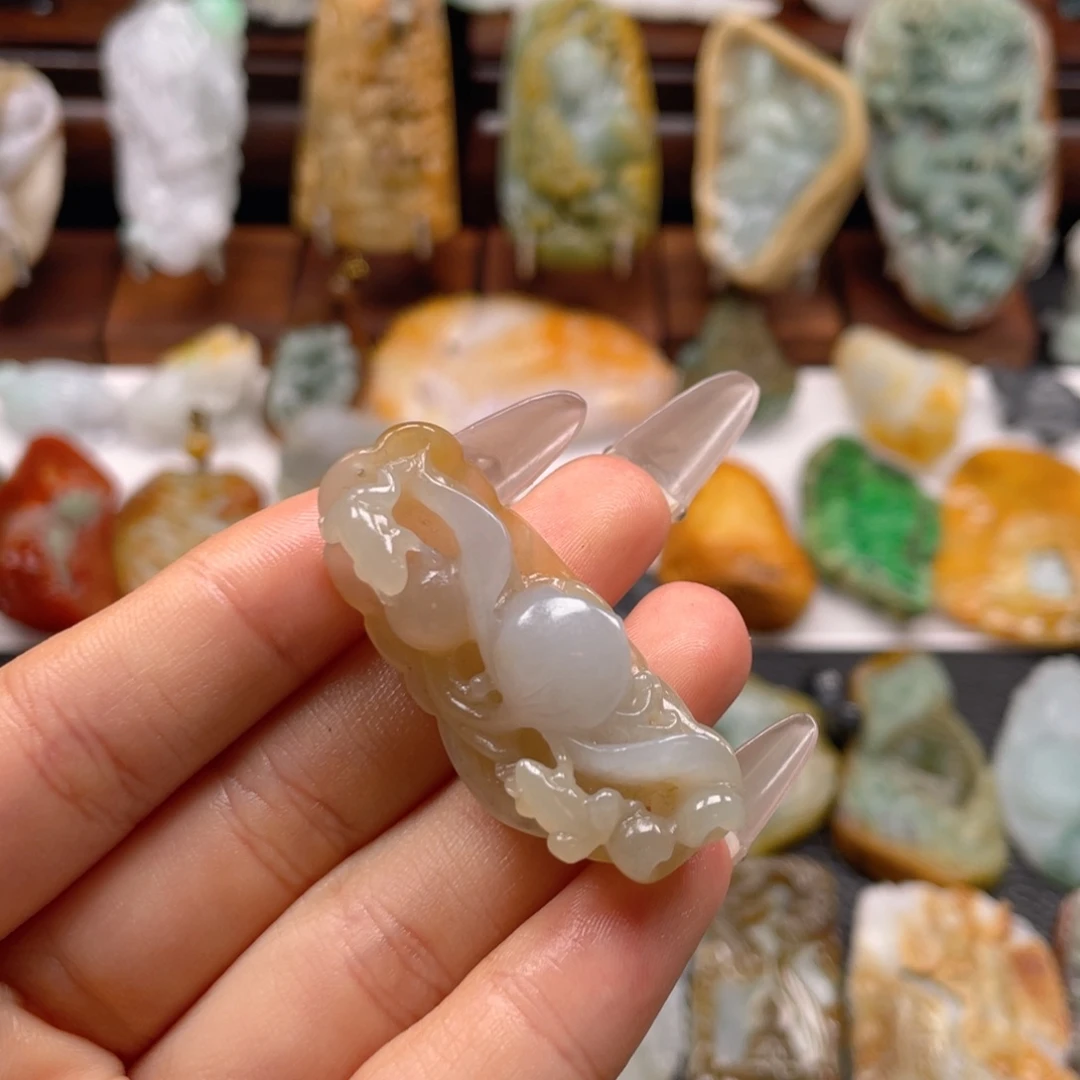 定制翡翠未镶嵌翡翠