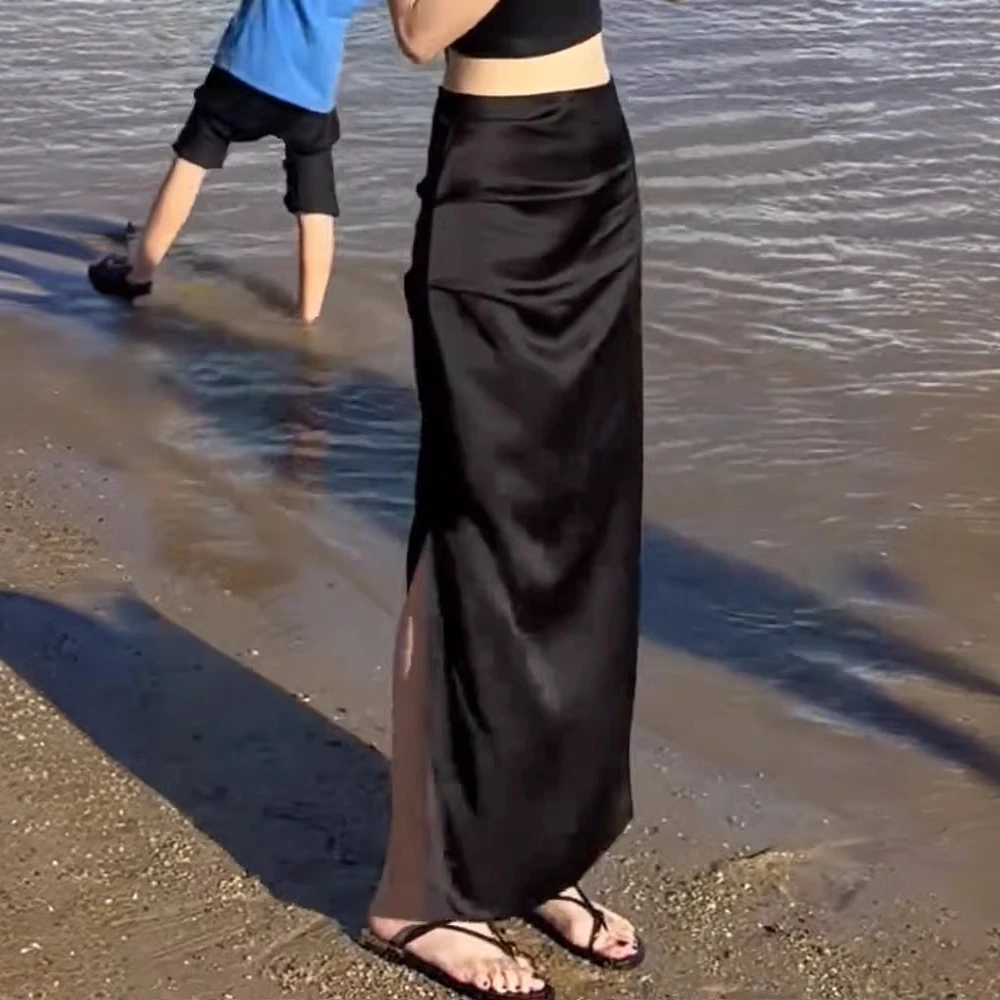 氛围感气质褶皱开叉黑色半身裙女2025夏季新款缎面优雅风高腰长裙