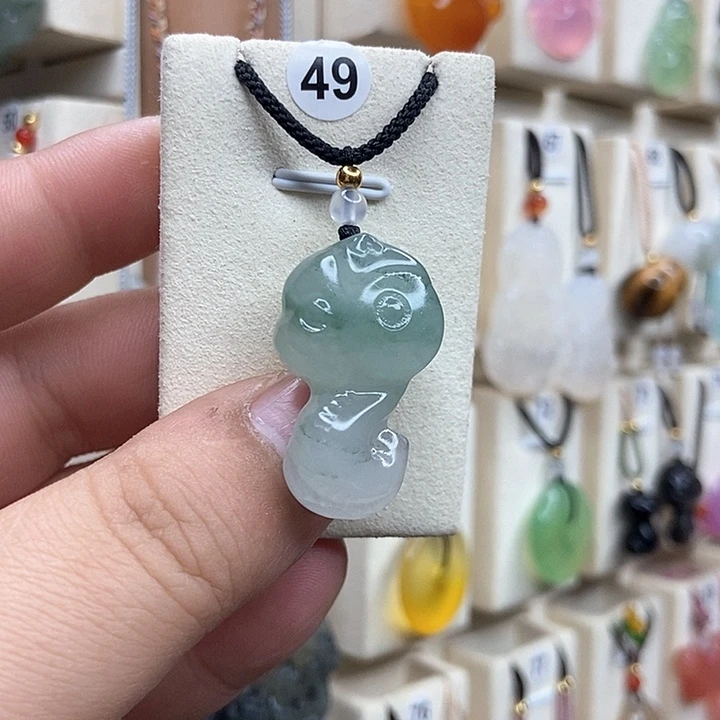 石英质玉颈饰未镶嵌冷*若