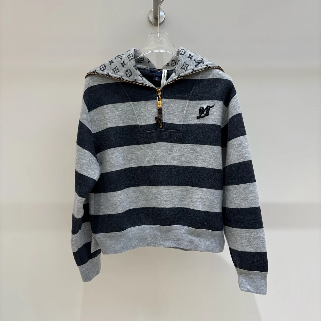 未使用 LouisVuitton/路易威登 LV2497 条纹老花卫衣S码原价20800