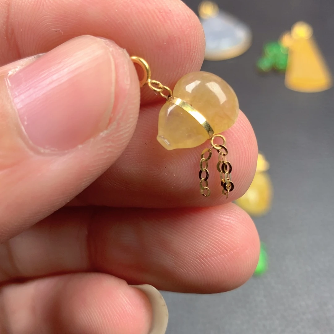 【闪购商品】颈饰18K金镶嵌翡翠翡翠