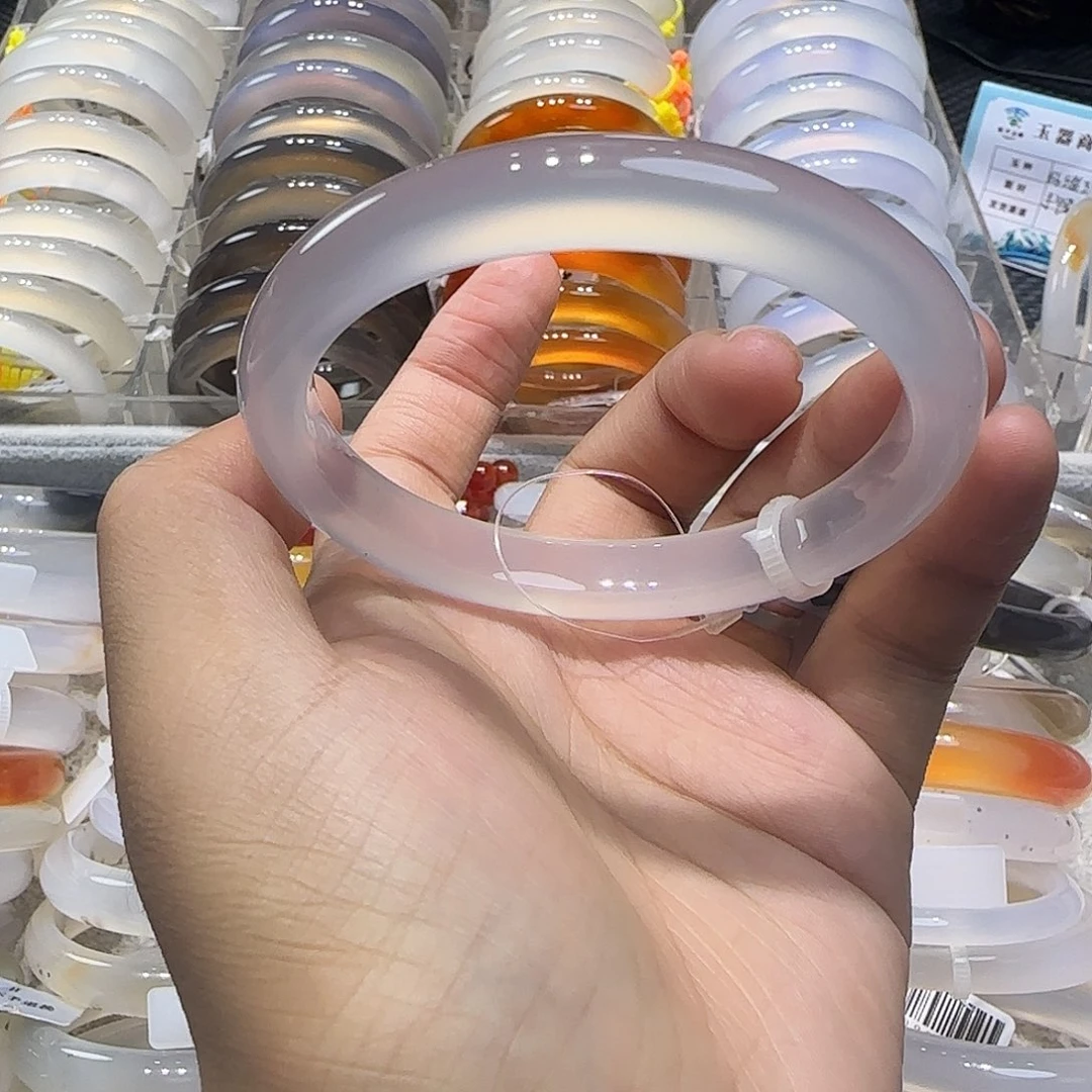 玛瑙/玉髓未镶嵌手镯58白冰