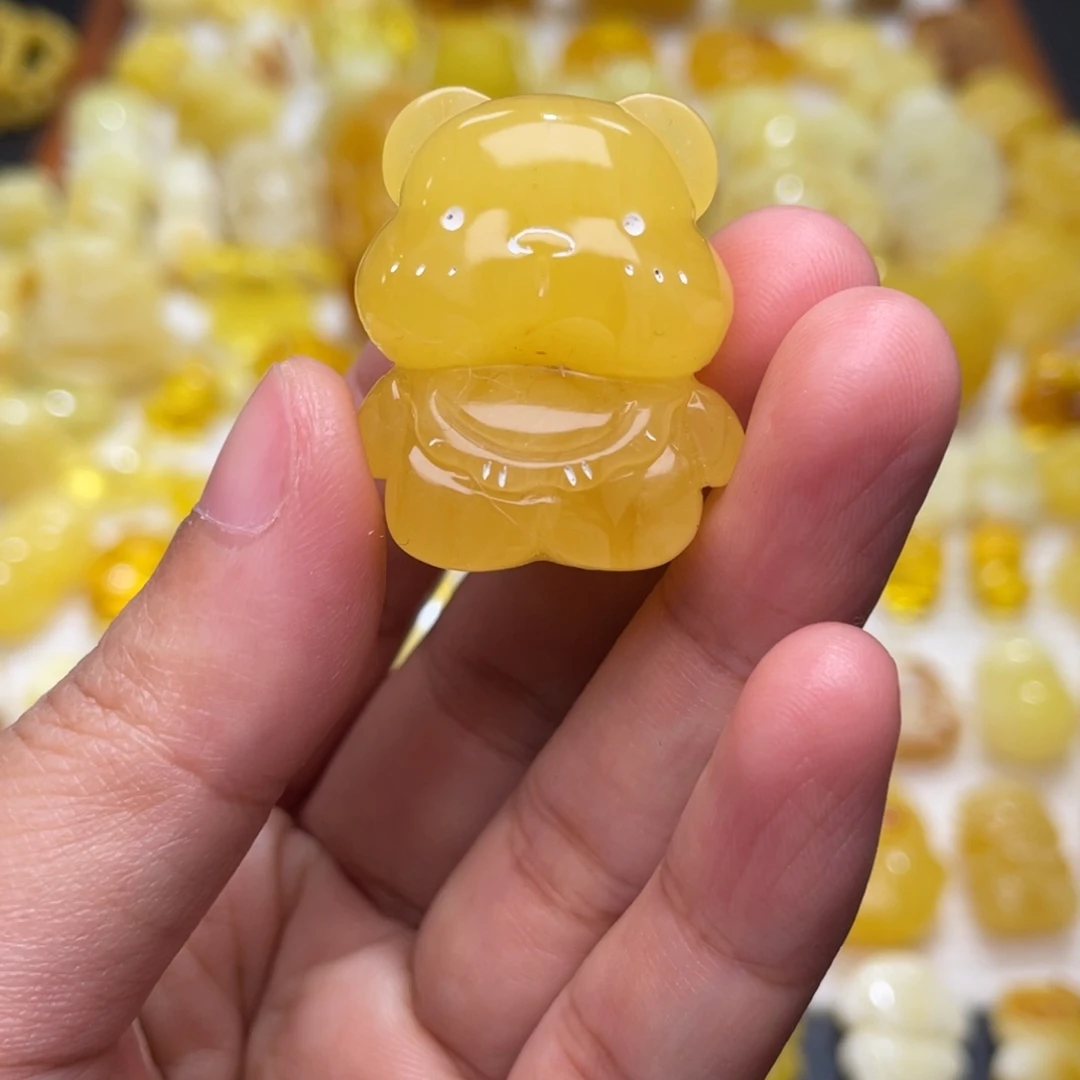 琥珀未镶嵌颈饰35克价熊熊