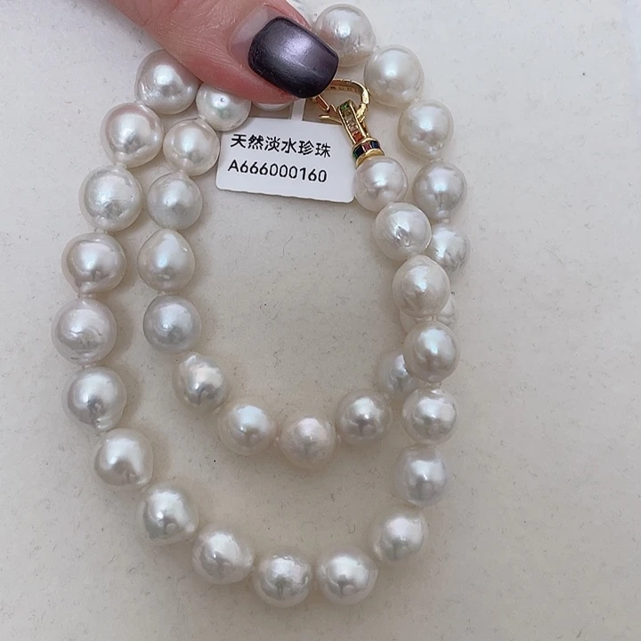 合金淡水珍珠颈饰9-11mm有瑕圆巴43厘米长不退换