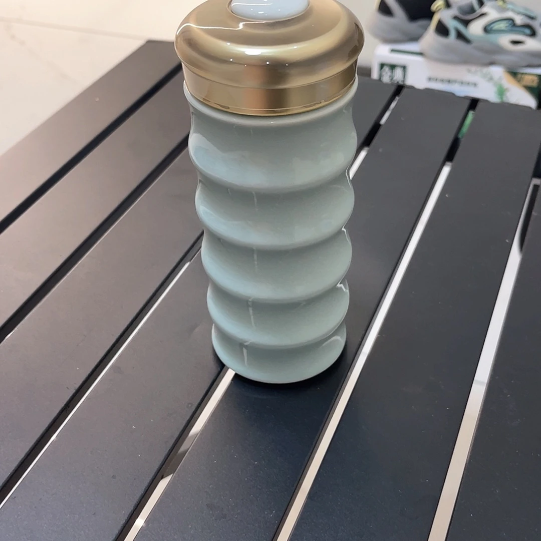嘻****杯子仿古的设计理念及丰富独特造型