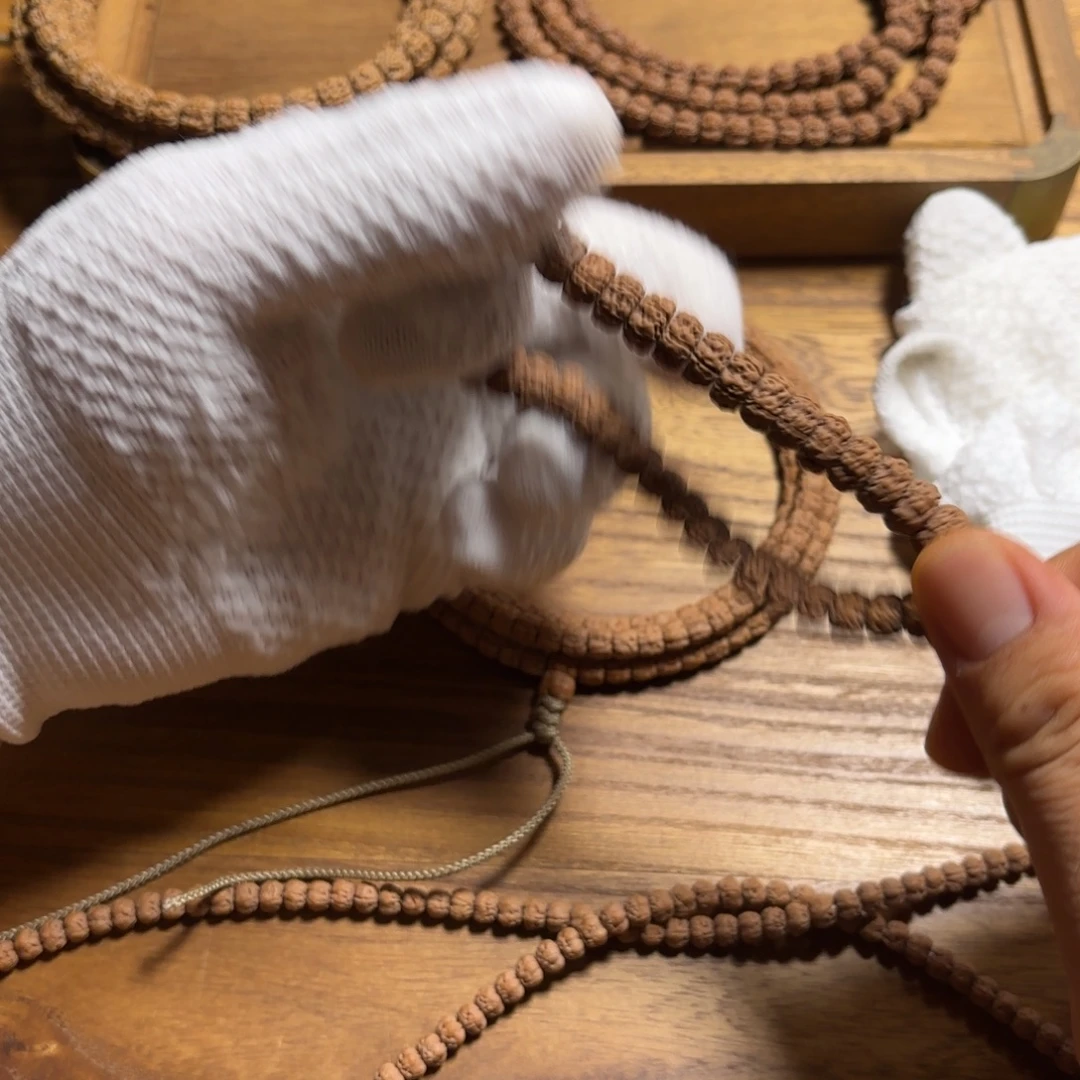 多***亿金刚菩提吊坠老树王