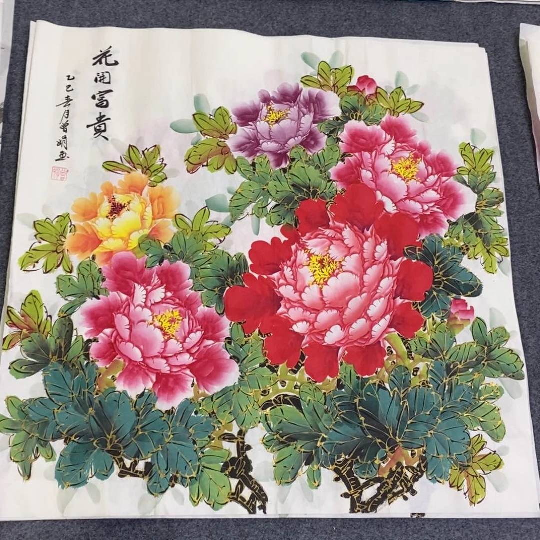 国画尺寸68✖️68手绘金线牡丹