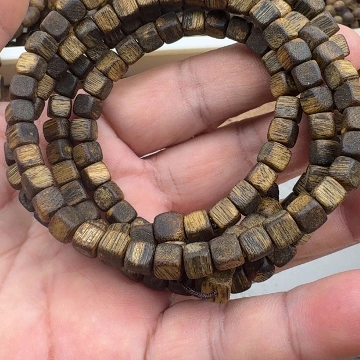 健***安手串沉香张勺子手串16克
