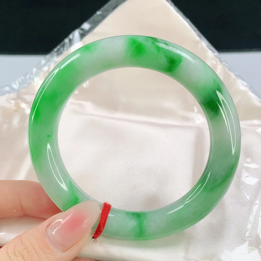 未镶嵌手镯翡翠698