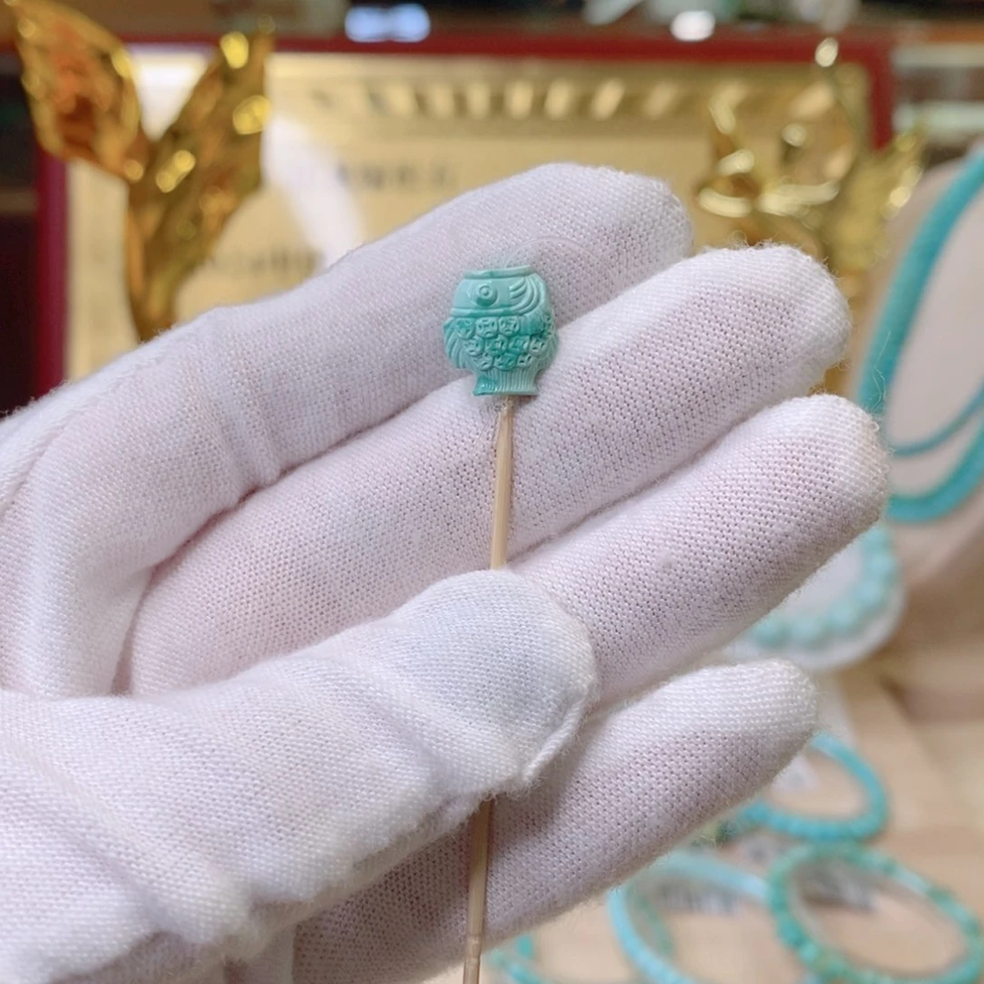 绿松石雕件未镶嵌