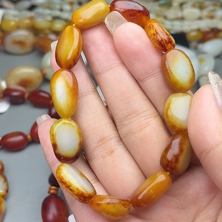 和田玉（糖玉）未镶嵌手链