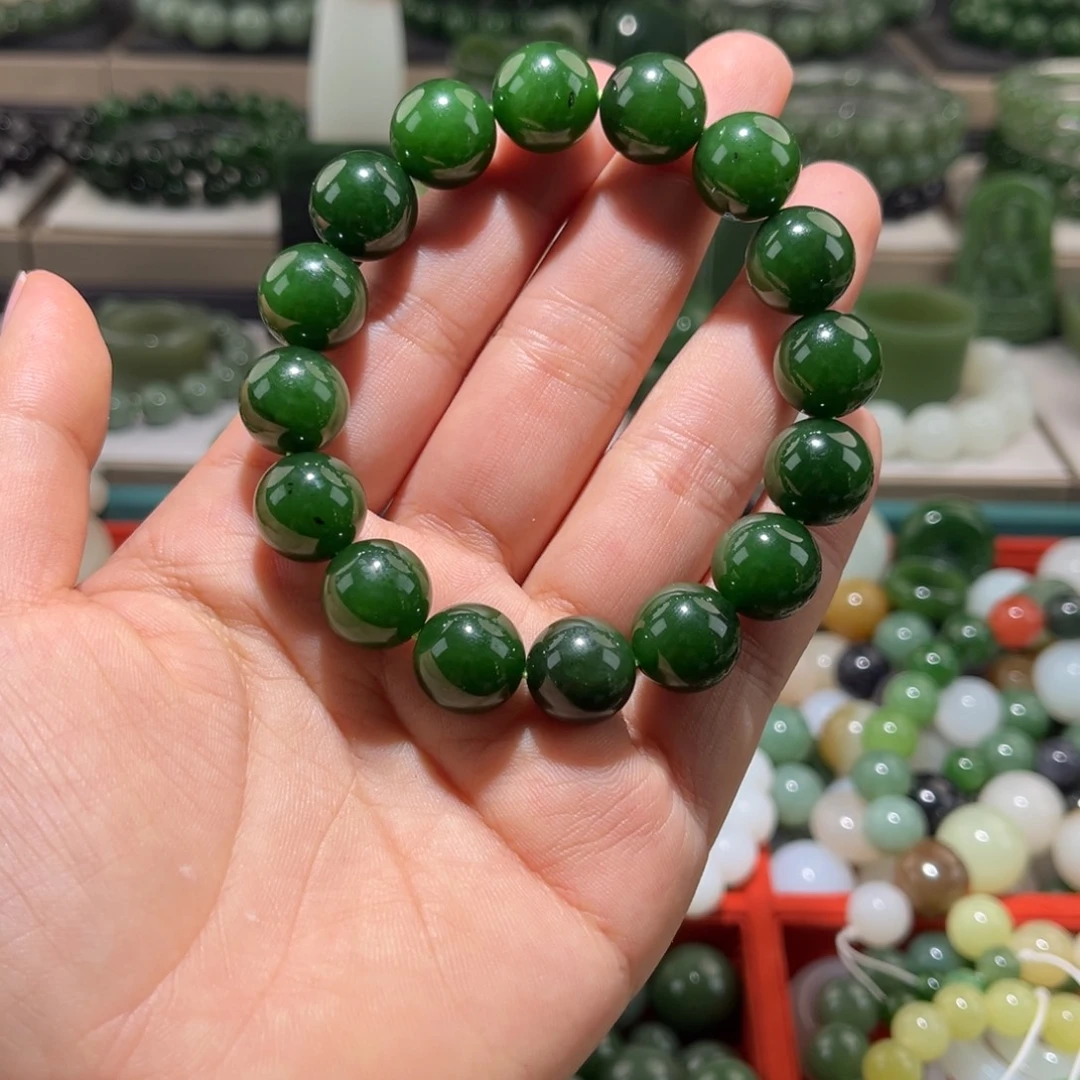 和田玉未镶嵌颈饰俄七卡13红皮菠菜绿手串