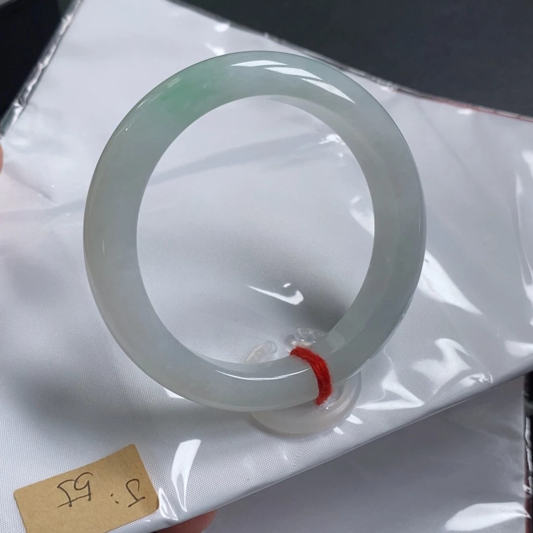 翡翠未镶嵌手镯翡翠手镯