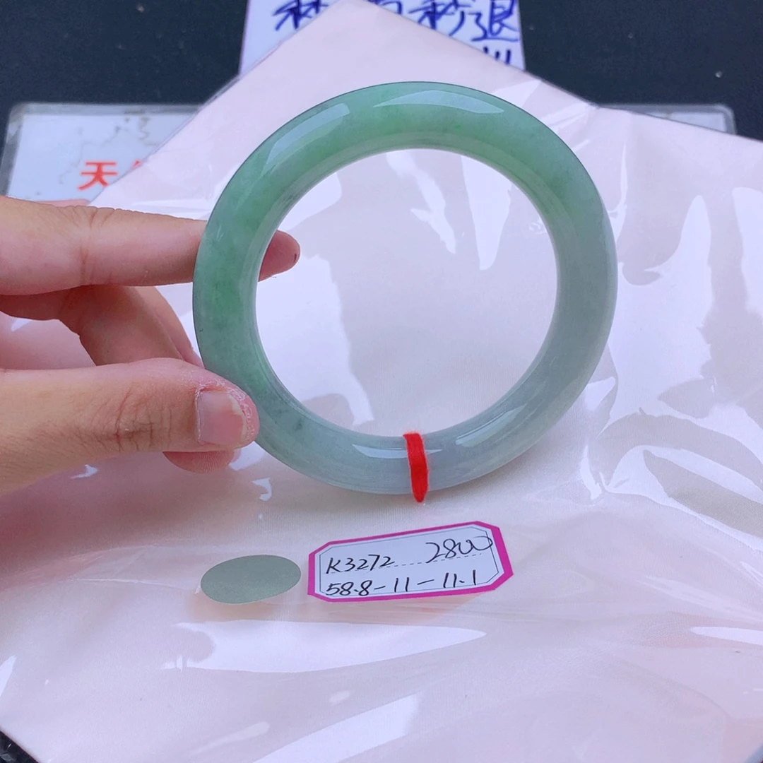 未镶嵌手镯翡翠翡翠