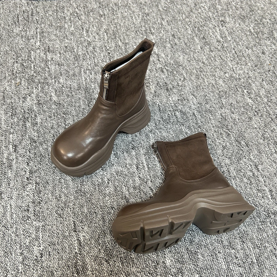 【撤柜断码】牛皮厚底轻奢经典真皮短靴女鞋时尚秋冬靴子671-1