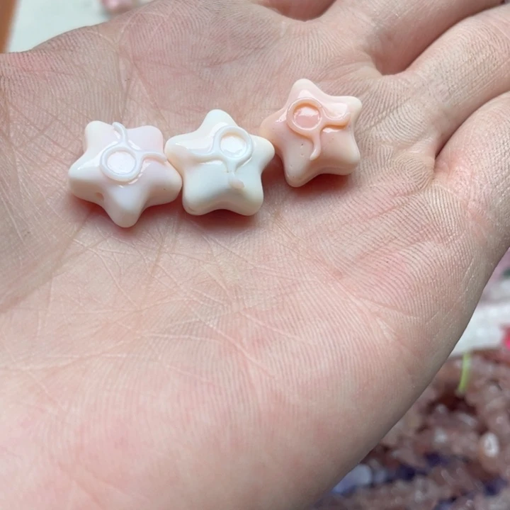 玛瑙/玉髓合金珠宝半成品一个女贝