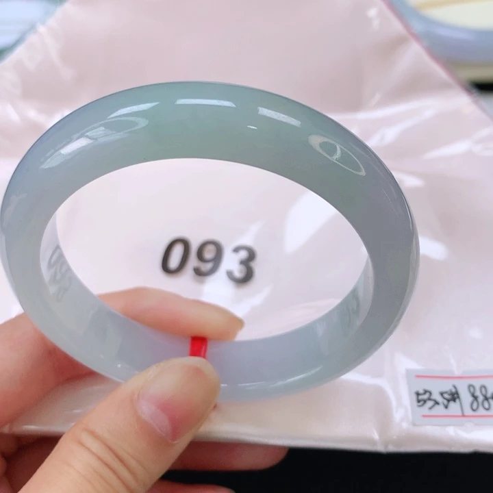翡翠手镯未镶嵌翡翠手镯53.5