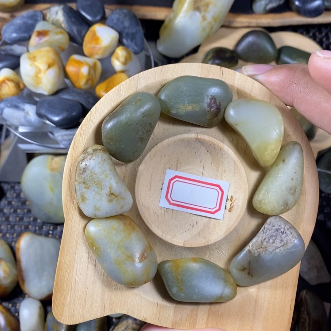 和田玉（糖玉）未镶嵌挂件