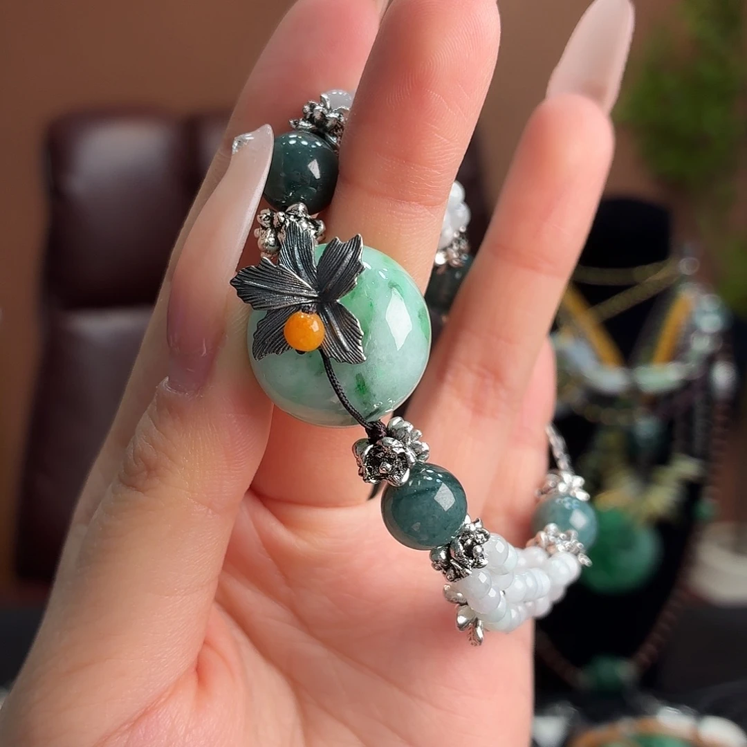 翡翠未镶嵌耳饰手串