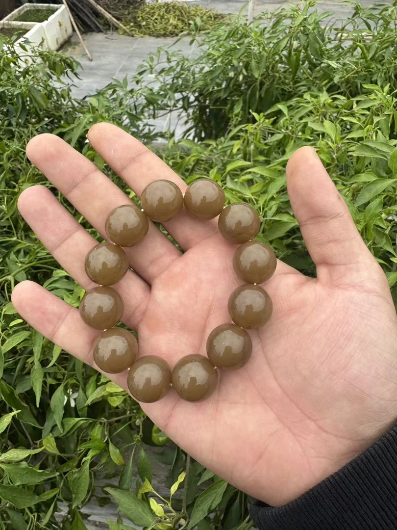 《且末糖色手串》钢板料子四号矿区