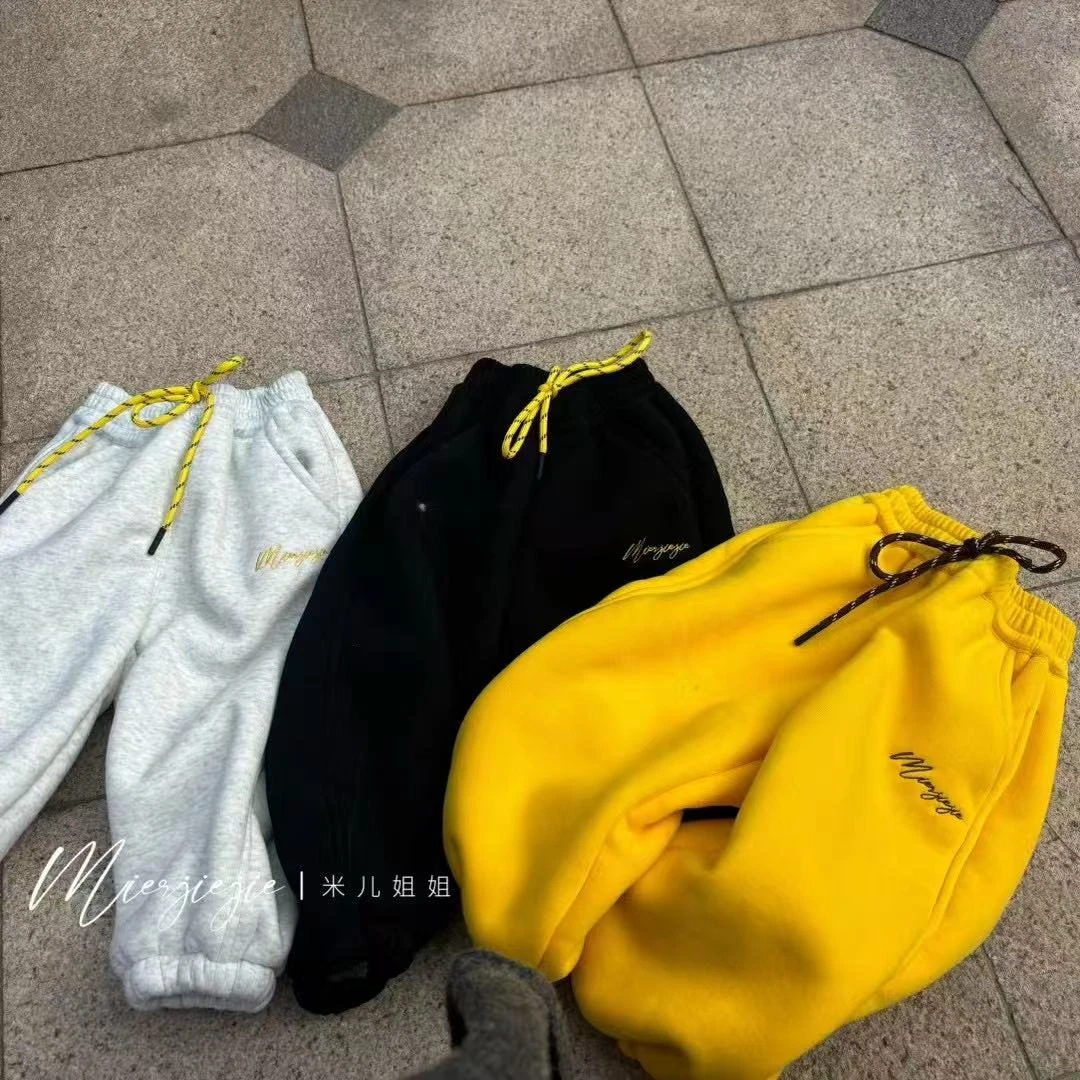 亲子款加绒裤子秋冬款2025新款一体绒男童女童薄绒运动裤冬季卫裤