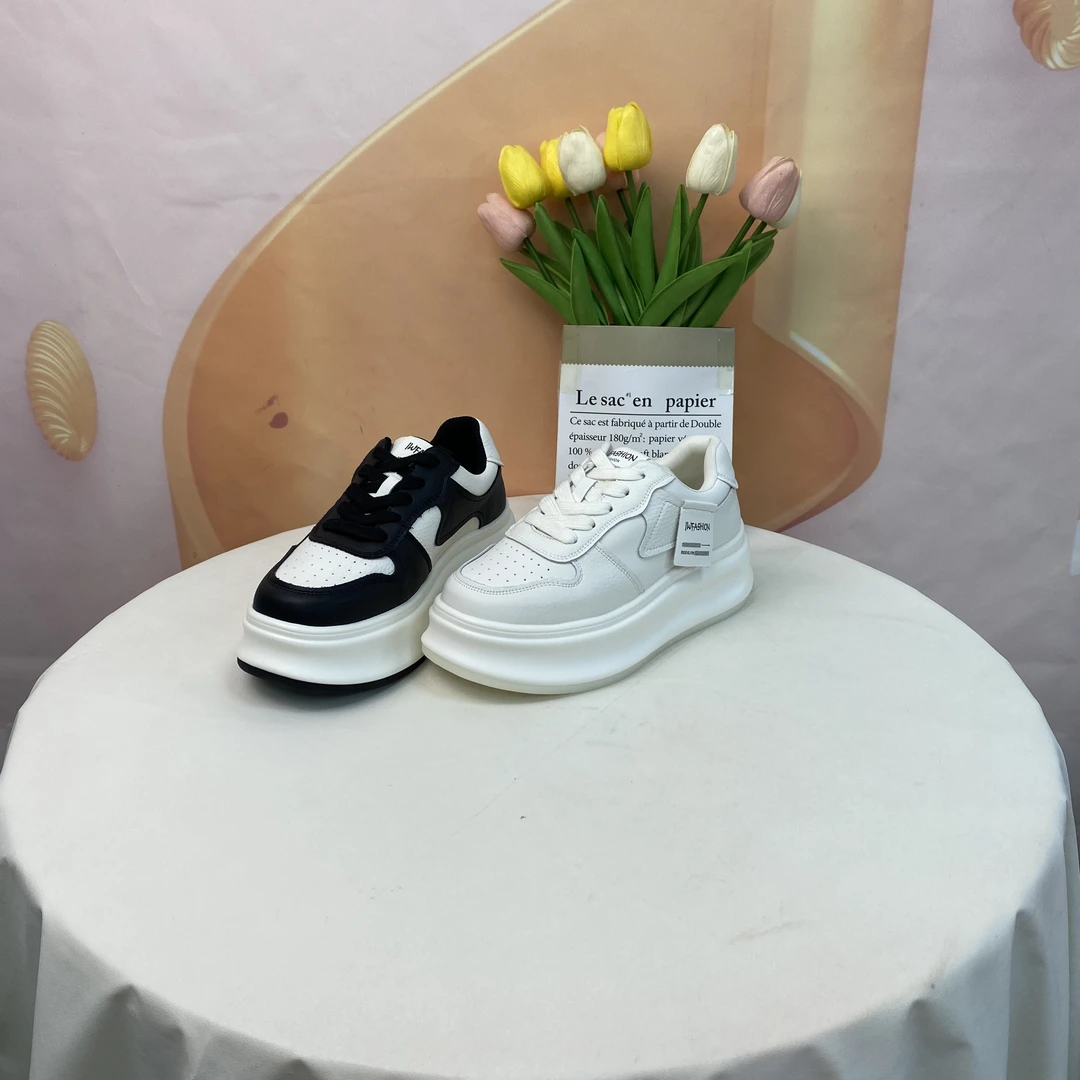 2803 春季新款百搭真皮透气舒适运动休闲板鞋潮F