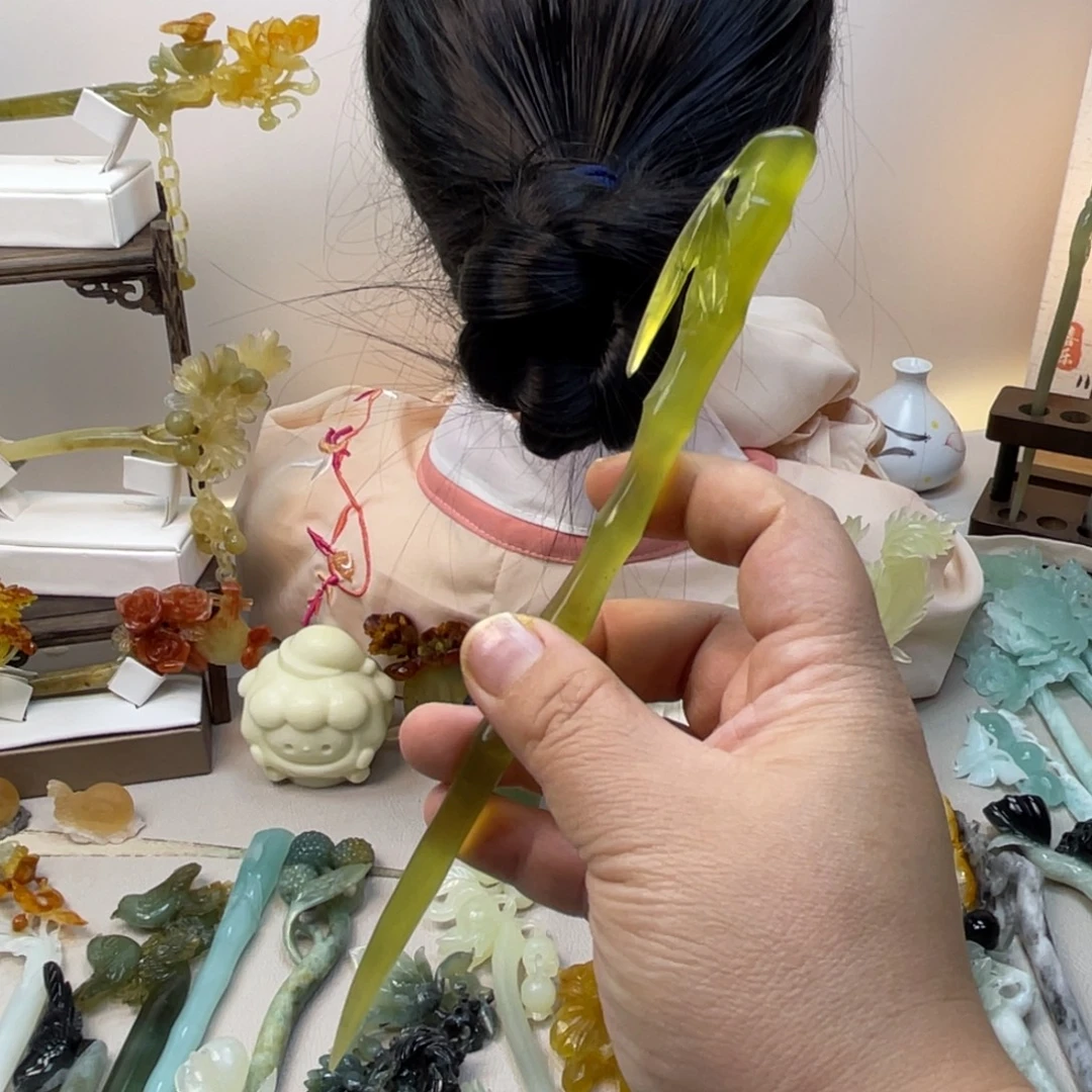 蛇纹石玉合金发饰