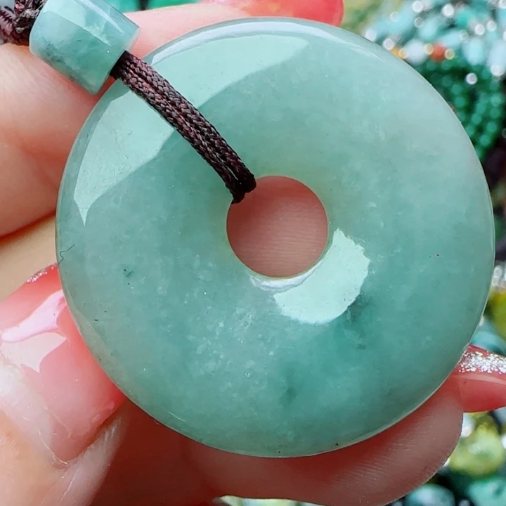 翡翠未镶嵌颈饰天然A货69