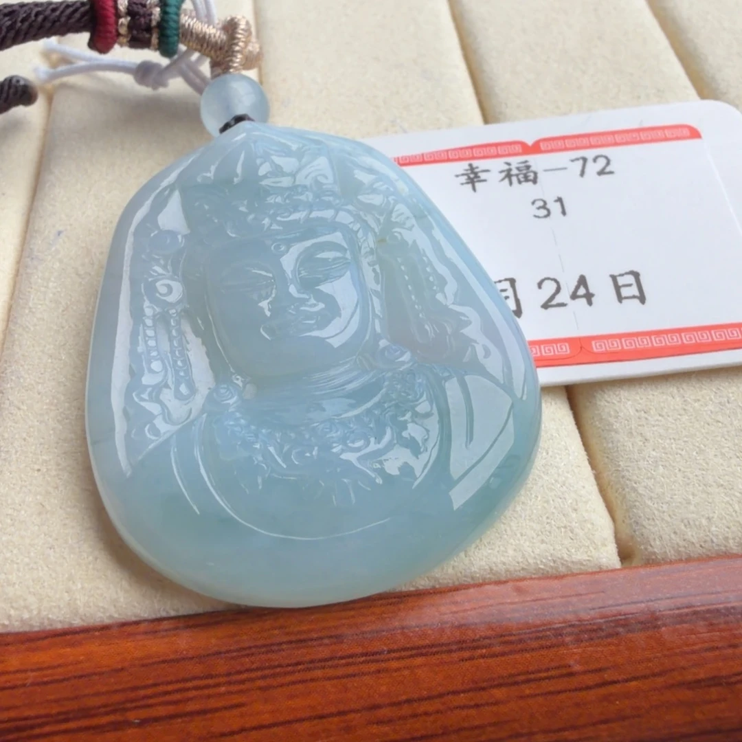 翡翠未镶嵌颈饰111