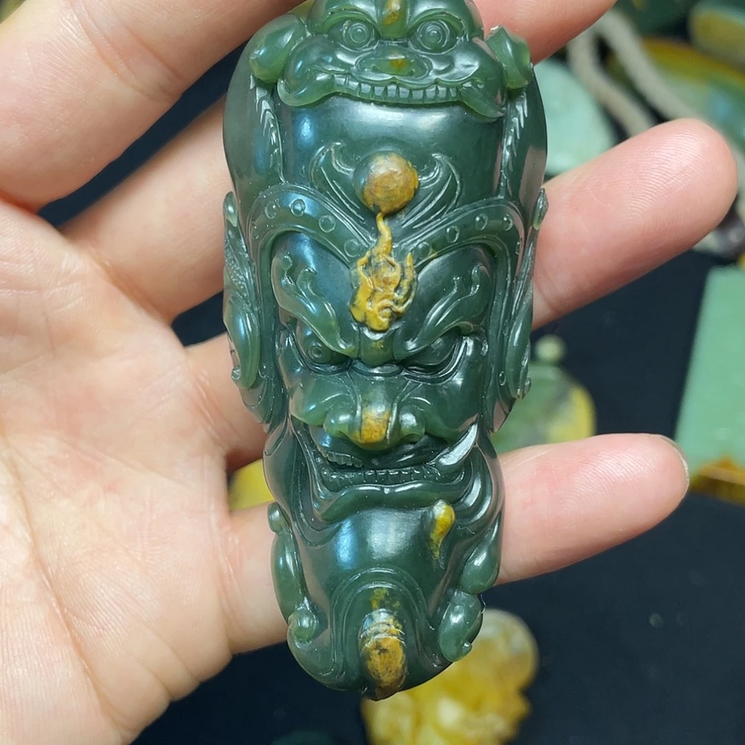 岫岩河磨玉（透闪石质玉）未镶嵌车挂