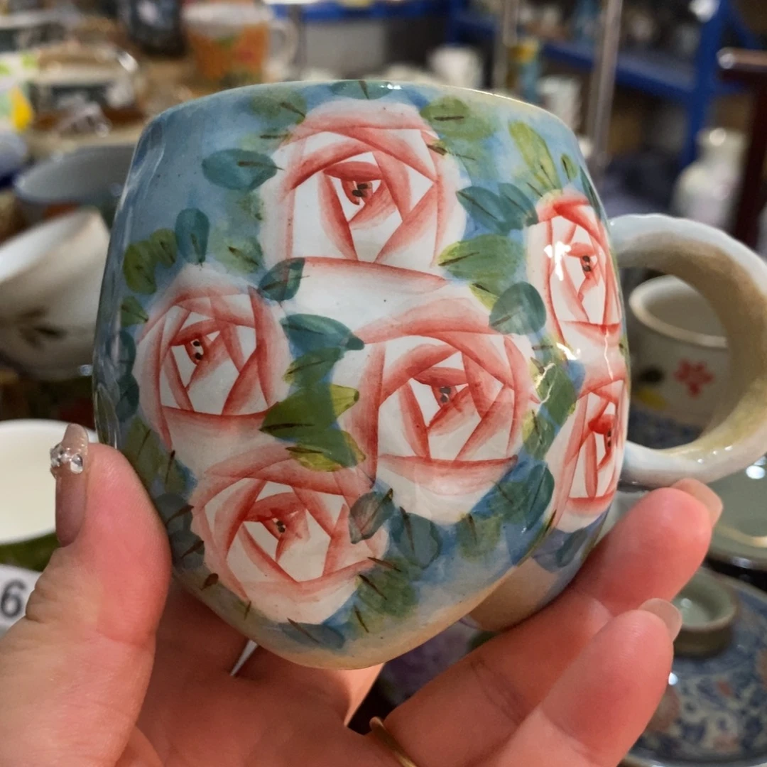 景德镇陶瓷红花花