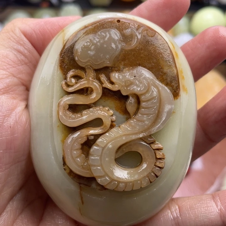 维***玮石材天然古青石手把件