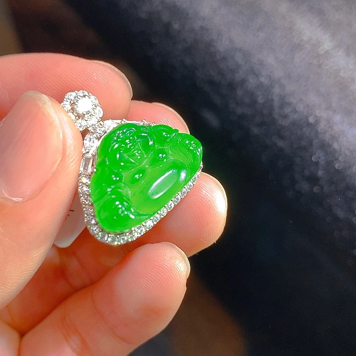 【闪购商品】翡翠颈饰银S925镶嵌翡翠