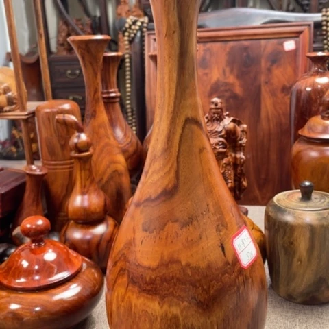 黄花梨/降香黄檀花瓶