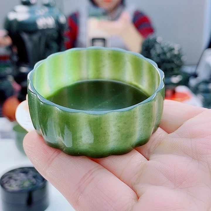 和田玉（青玉）未镶嵌把件