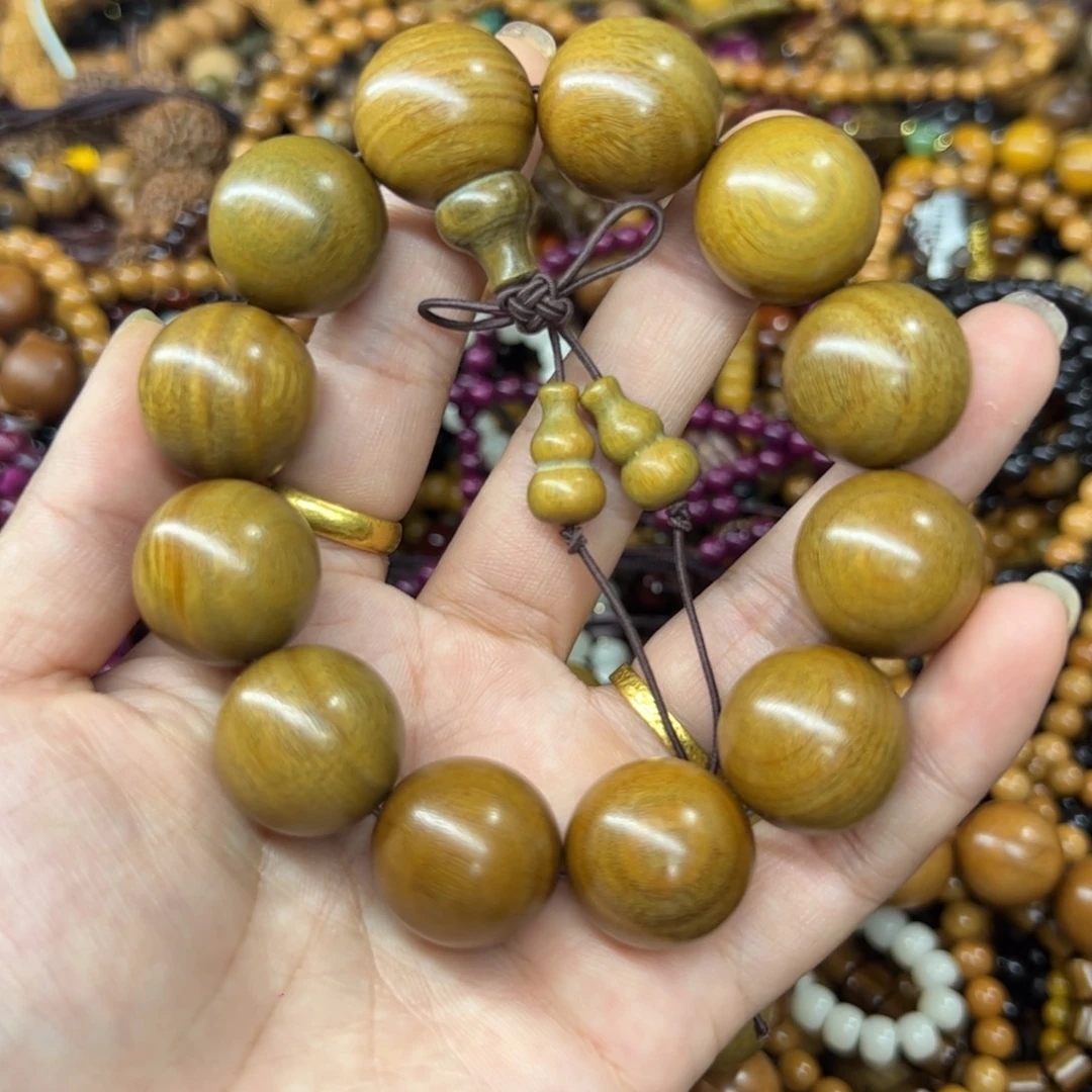 维腊木（绿檀）无事牌
