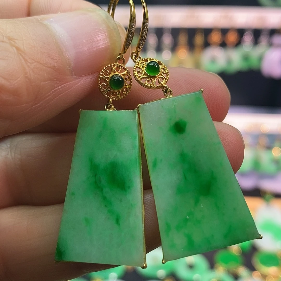 翡翠18K金镶嵌耳饰耳饰
