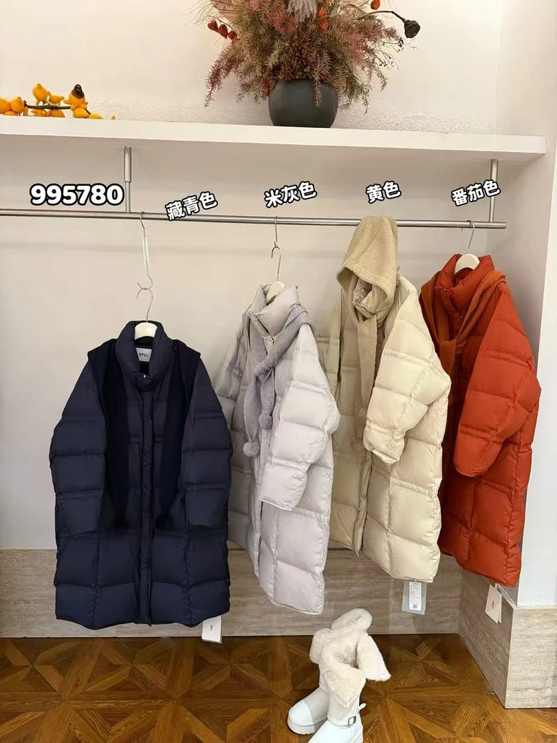 卡麦酱-DATU 设计师款球球围巾帽冬季外套 995780