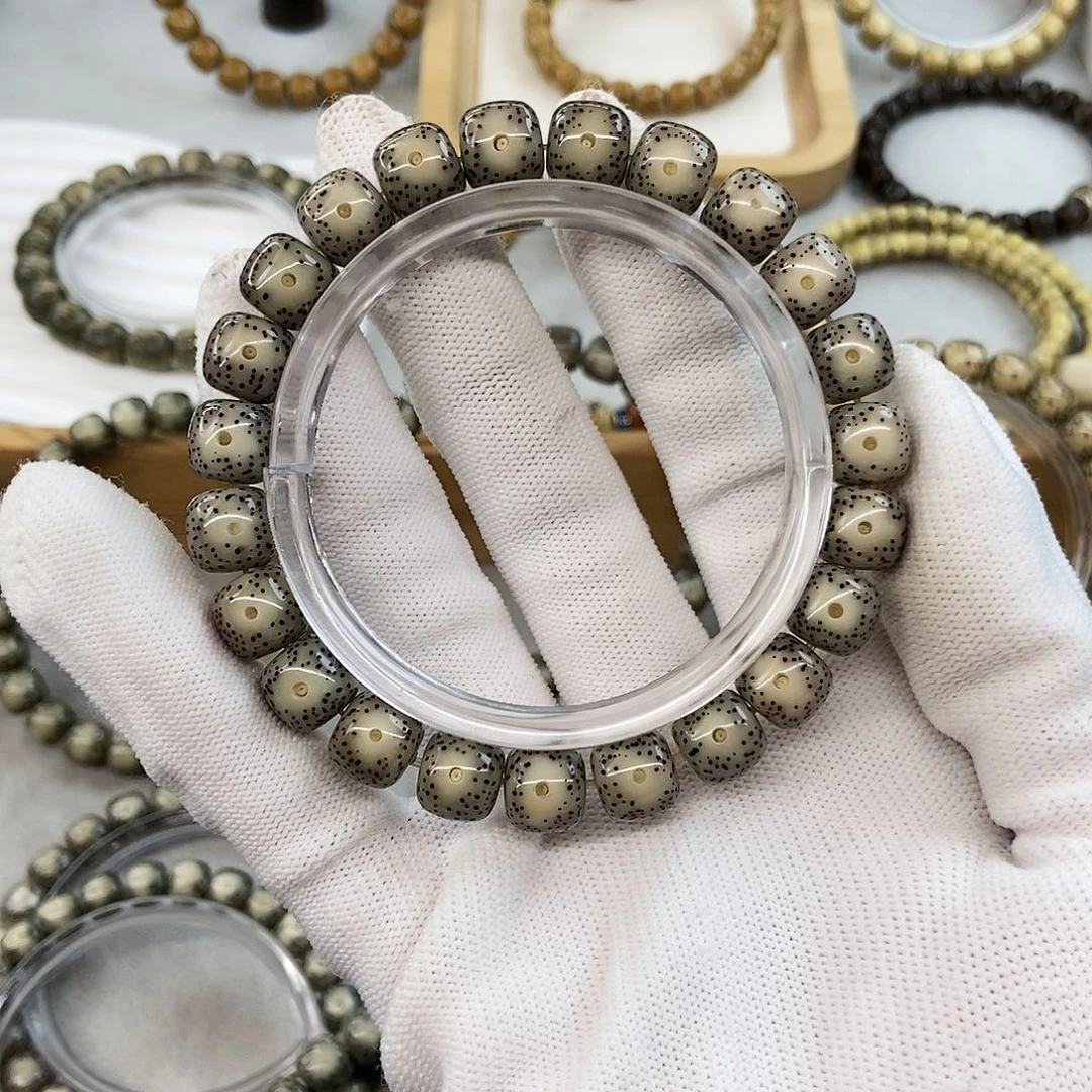 星月菩提手串10灰冰大眼睛